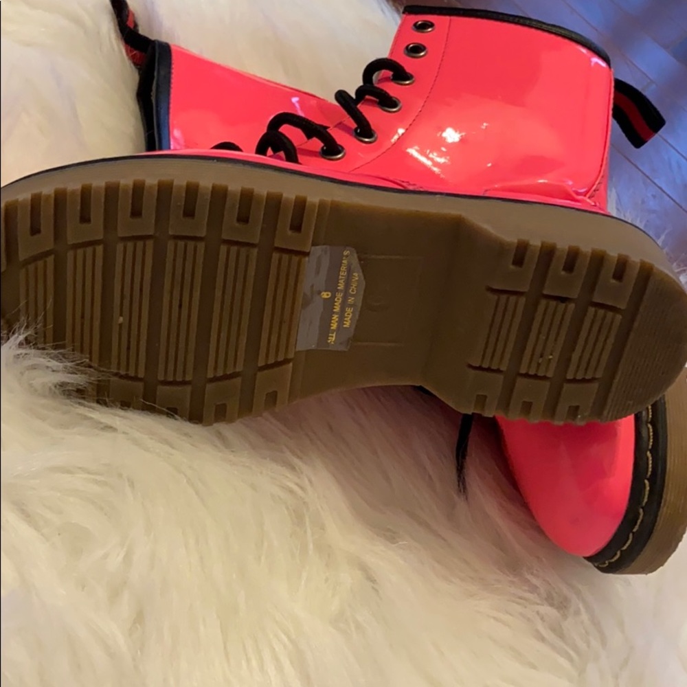 Pink Boots - Picture 2 of 2